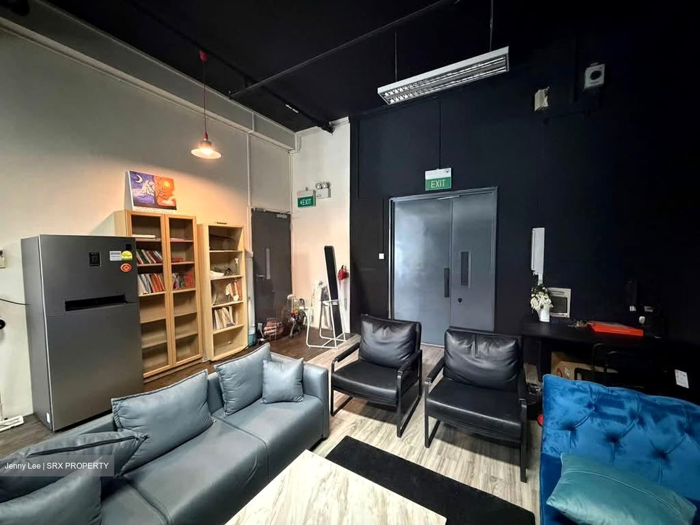 A'posh Bizhub (D27), Factory #560979721